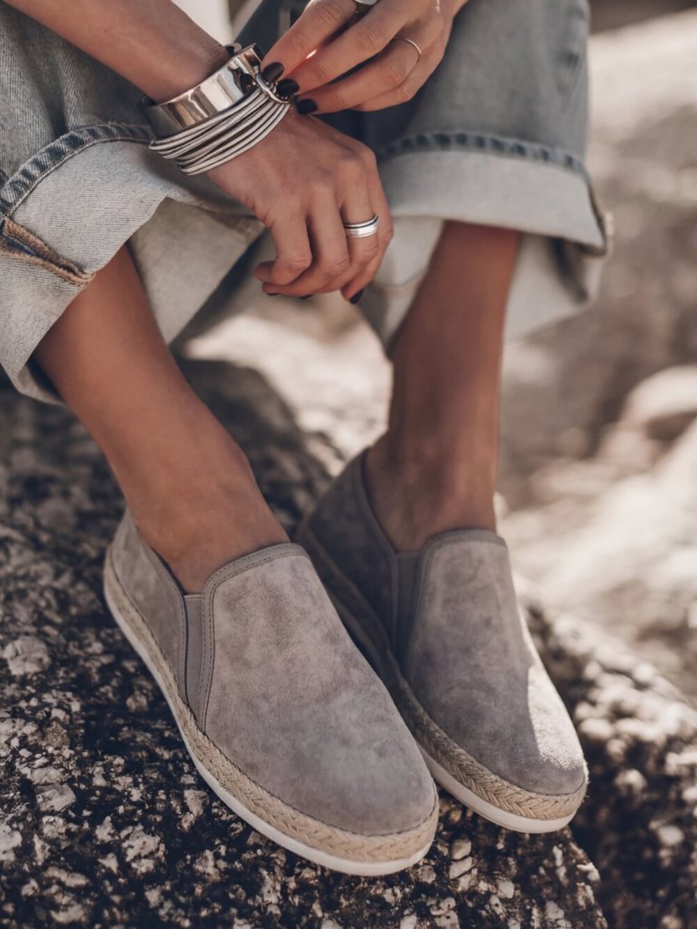 NIB Vince Acker Italian Suede Slip-On Espadrille Sneaker in Light Woodsmoke $225